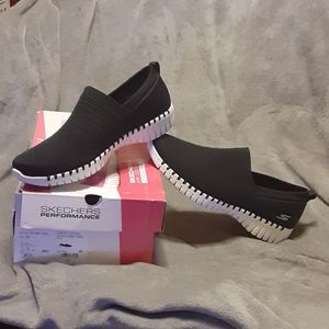 Skechers GoWalk Smart Black Size 11